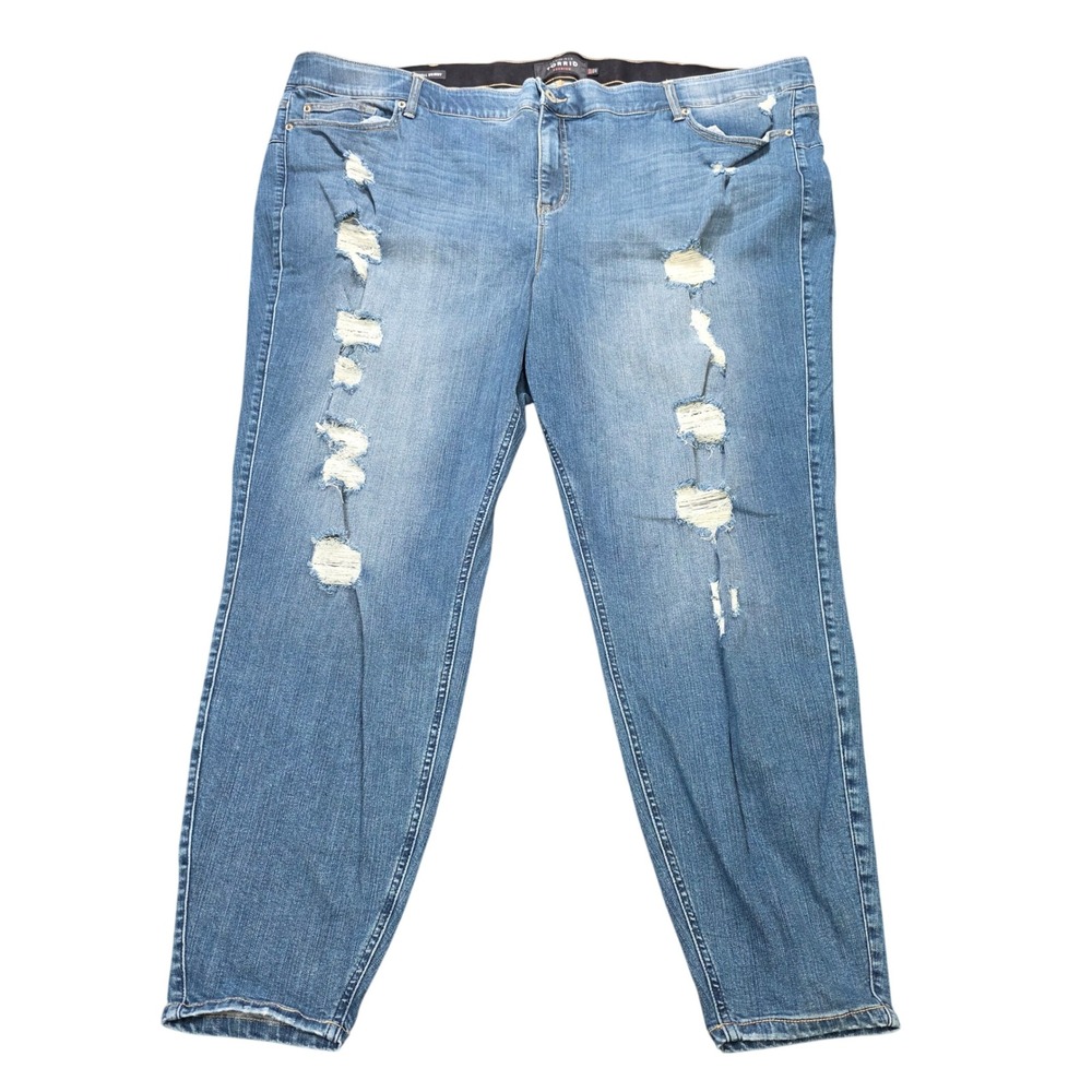 Torrid Premium Bombshell Skinny Jeans Size 30T Light Wash Distressed Stretch
